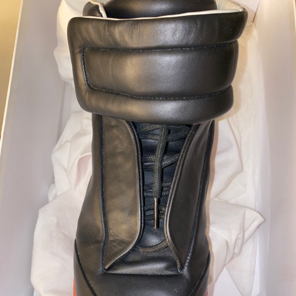 Margielas - Picture 5 of 7